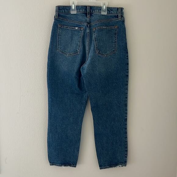 Abercrombie & Fitch Mom Highrise Jeans | 27 / 4s - Picture 6 of 9